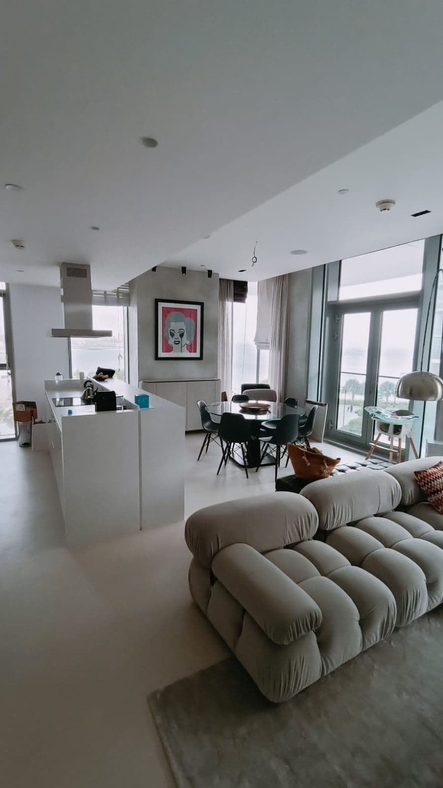 Apartment dining nook with water view